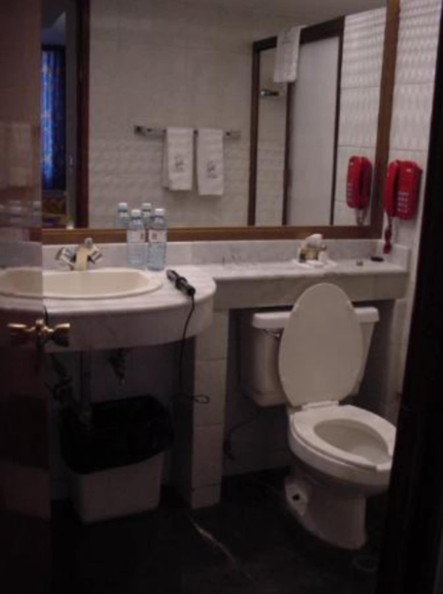 גואדלחארה Hotel Cervantes מראה חיצוני תמונה