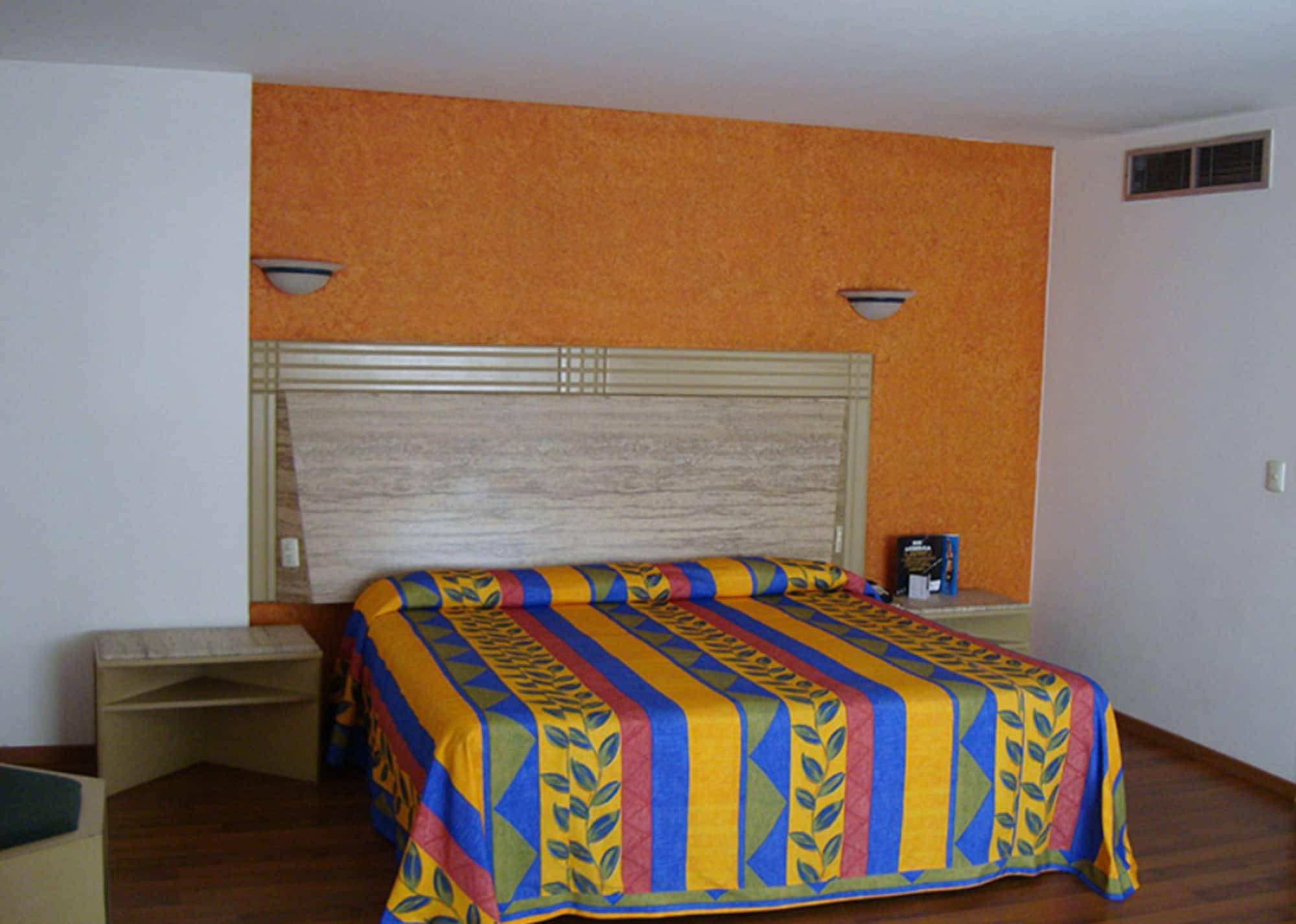 גואדלחארה Hotel Cervantes מראה חיצוני תמונה