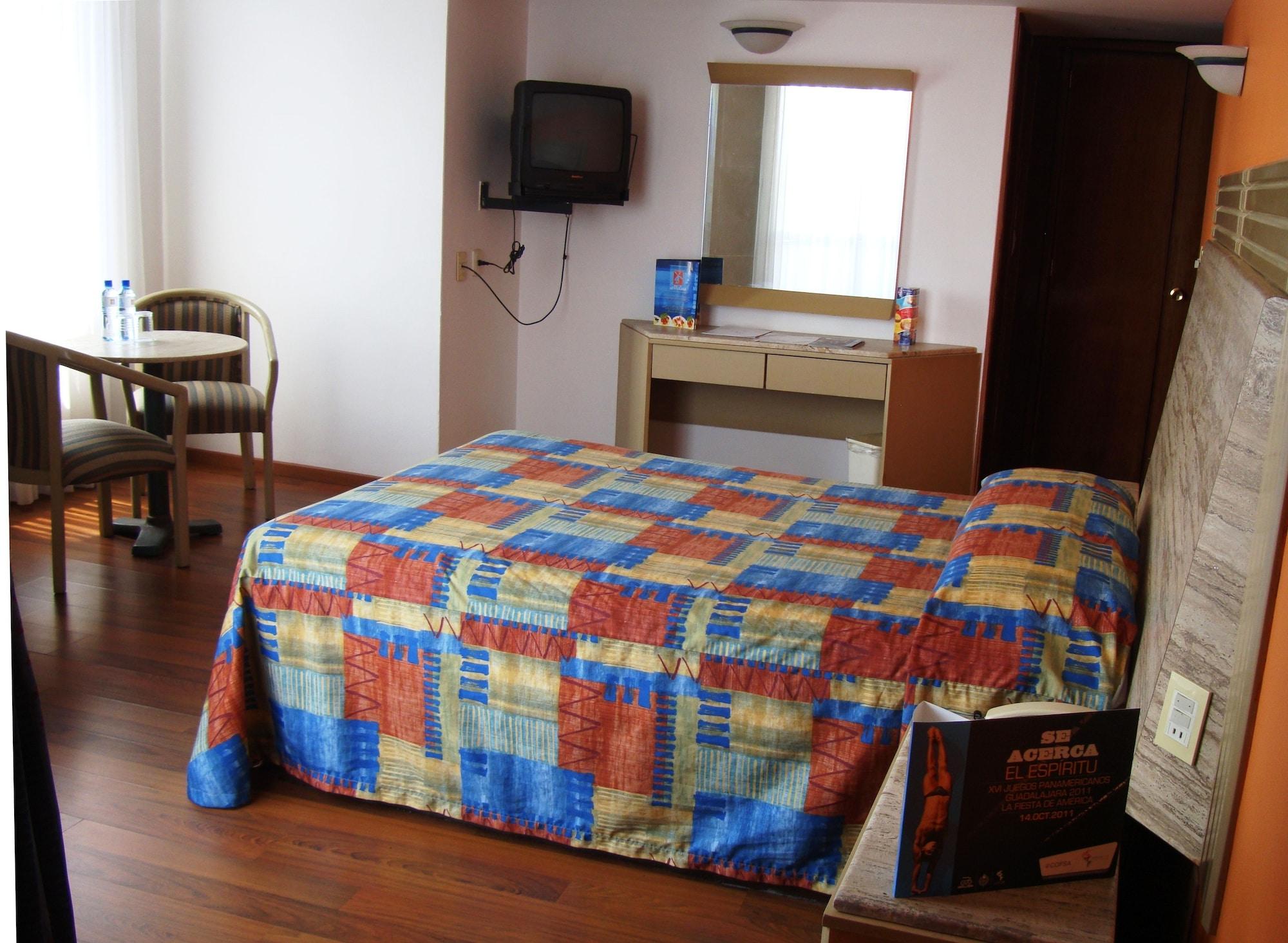 גואדלחארה Hotel Cervantes מראה חיצוני תמונה