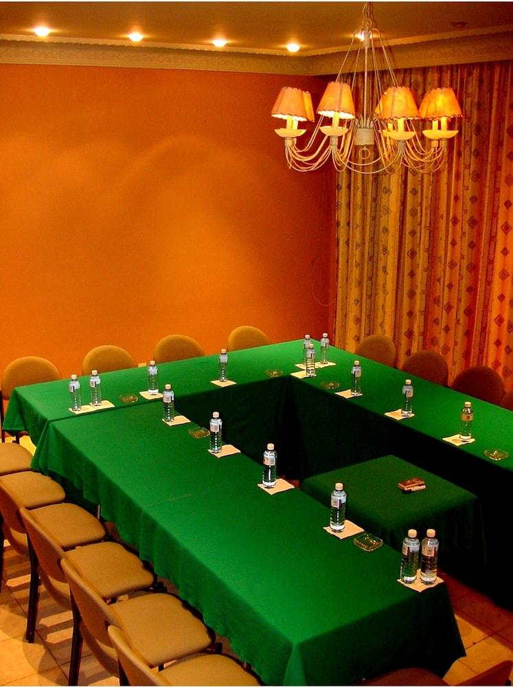 גואדלחארה Hotel Cervantes מראה חיצוני תמונה