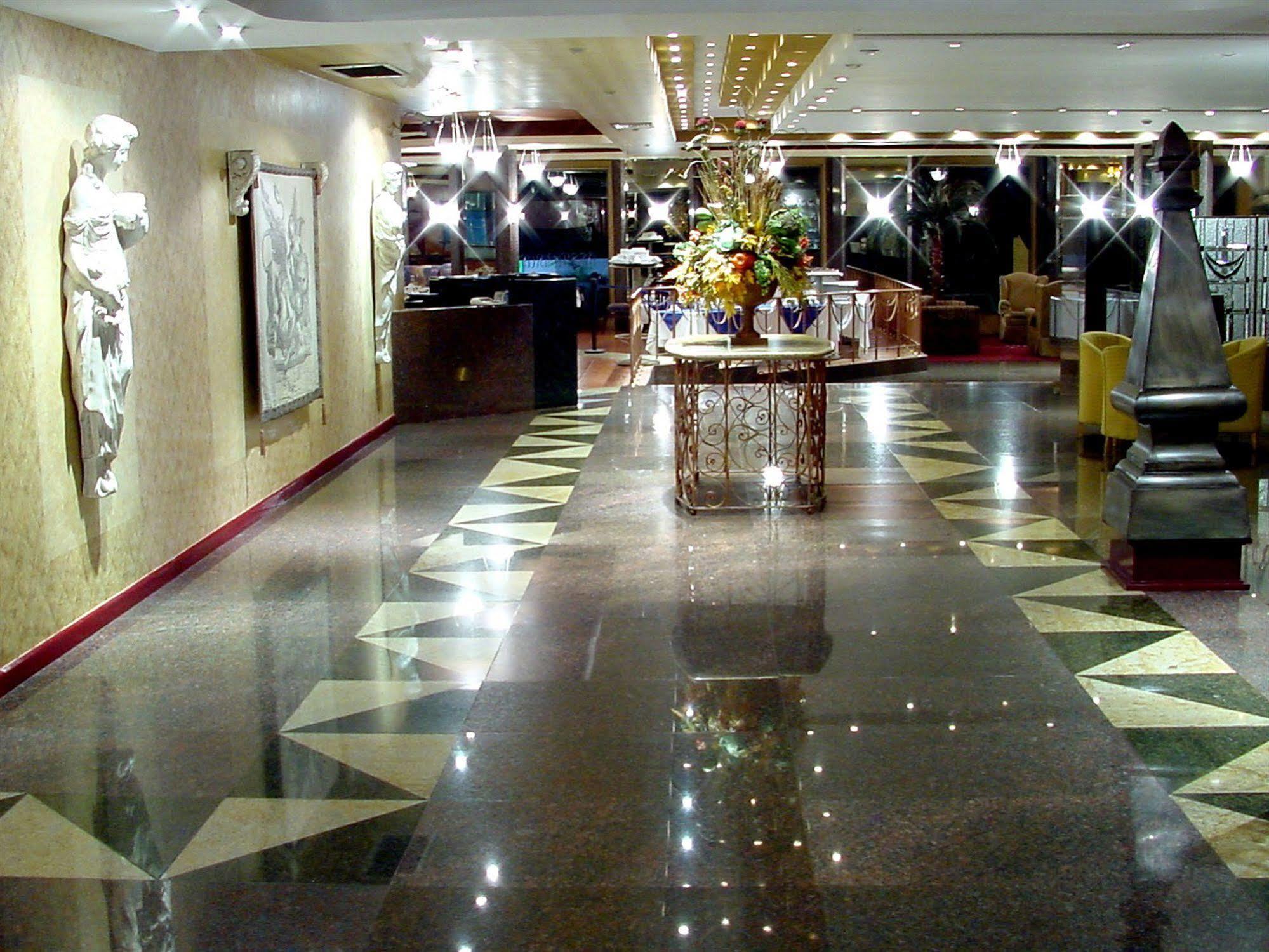 גואדלחארה Hotel Cervantes מראה חיצוני תמונה