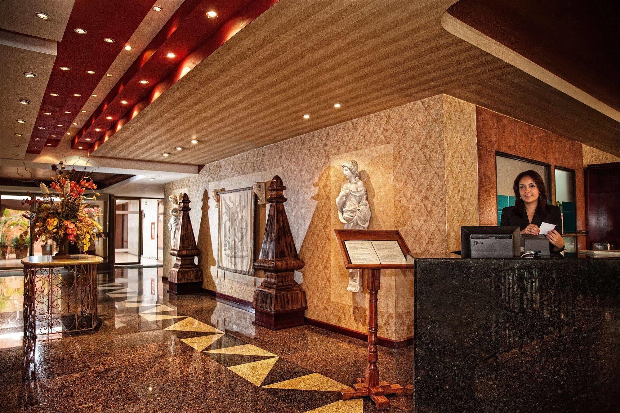 גואדלחארה Hotel Cervantes מראה חיצוני תמונה