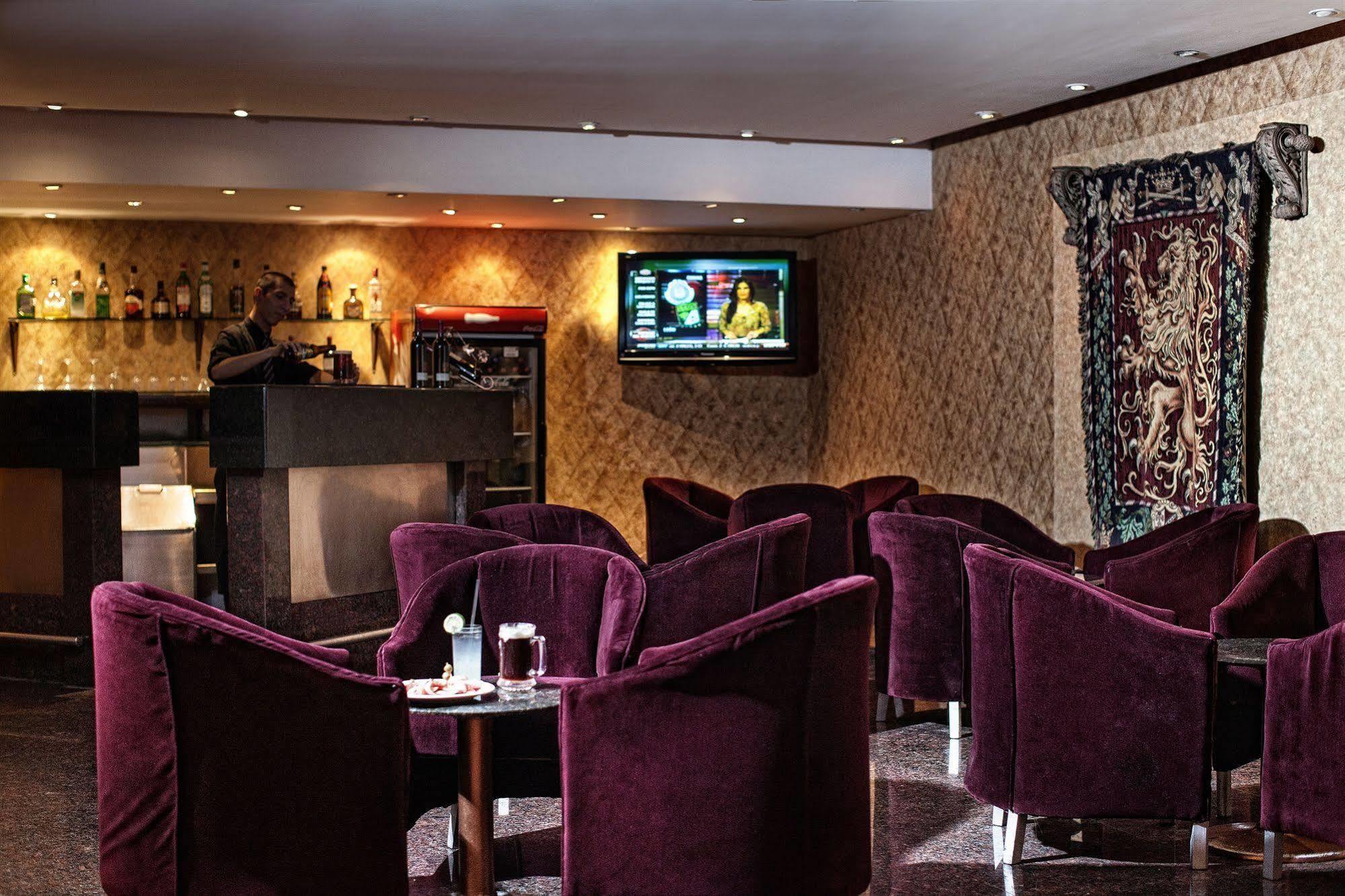 גואדלחארה Hotel Cervantes מראה חיצוני תמונה